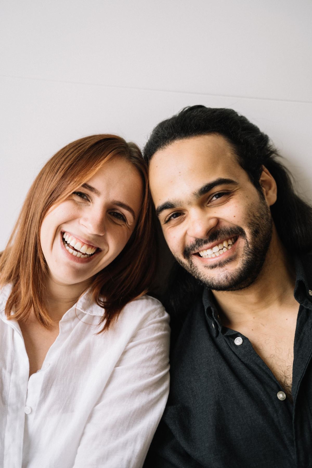 Pareja sonriendo